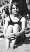 marg@beach.gif (222157 bytes)